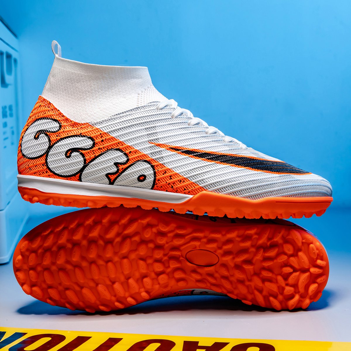 High quality factory customized hot selling long nail broken nail anti slip football shoes customized football shoes popular