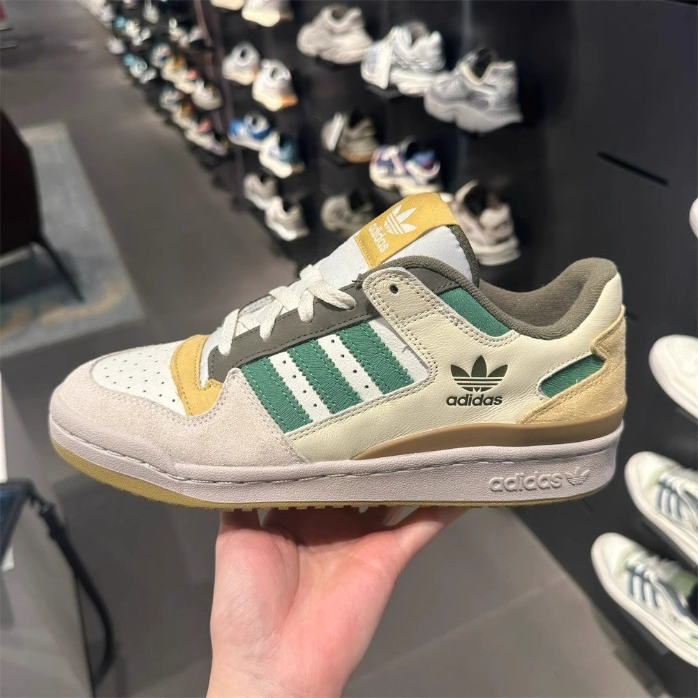 Adidas Adidas Forum Low Black and Black Shoe IG3901