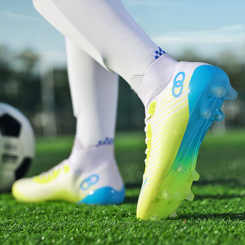 2024 Fashion Sports Football Shoes Customized High Quality Men's Football Shoes soccer shoes