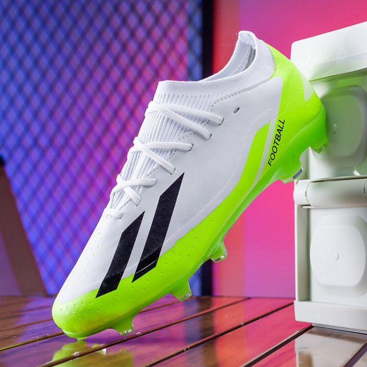 SA New High Ankle Soccer Shoes Men Breathable Outdoor High-Top Football Boots Turf Soccer Cleats Kids Ag Women Soft Shoes