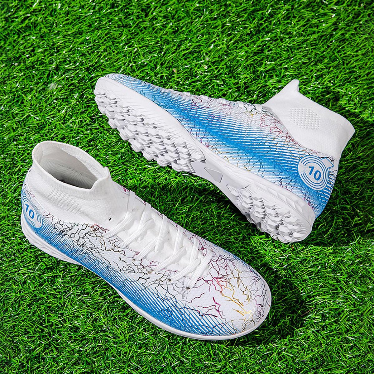 High quality factory customized hot selling long nail broken nail anti slip football shoes customized football shoes popular