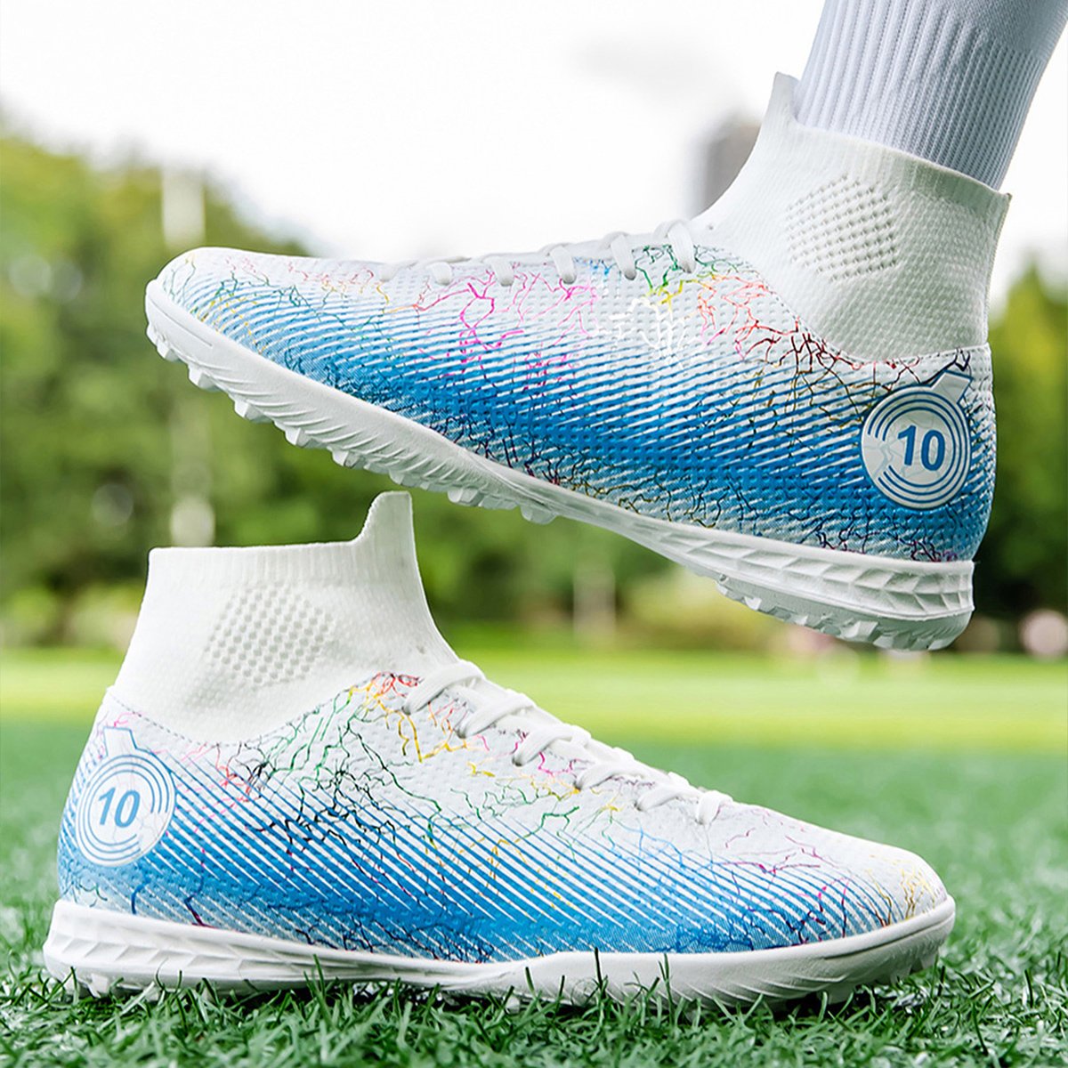 High quality factory customized hot selling long nail broken nail anti slip football shoes customized football shoes popular