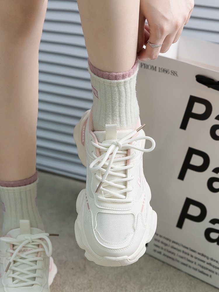 A new 2024 in the back of the cherry platinum shoe girl