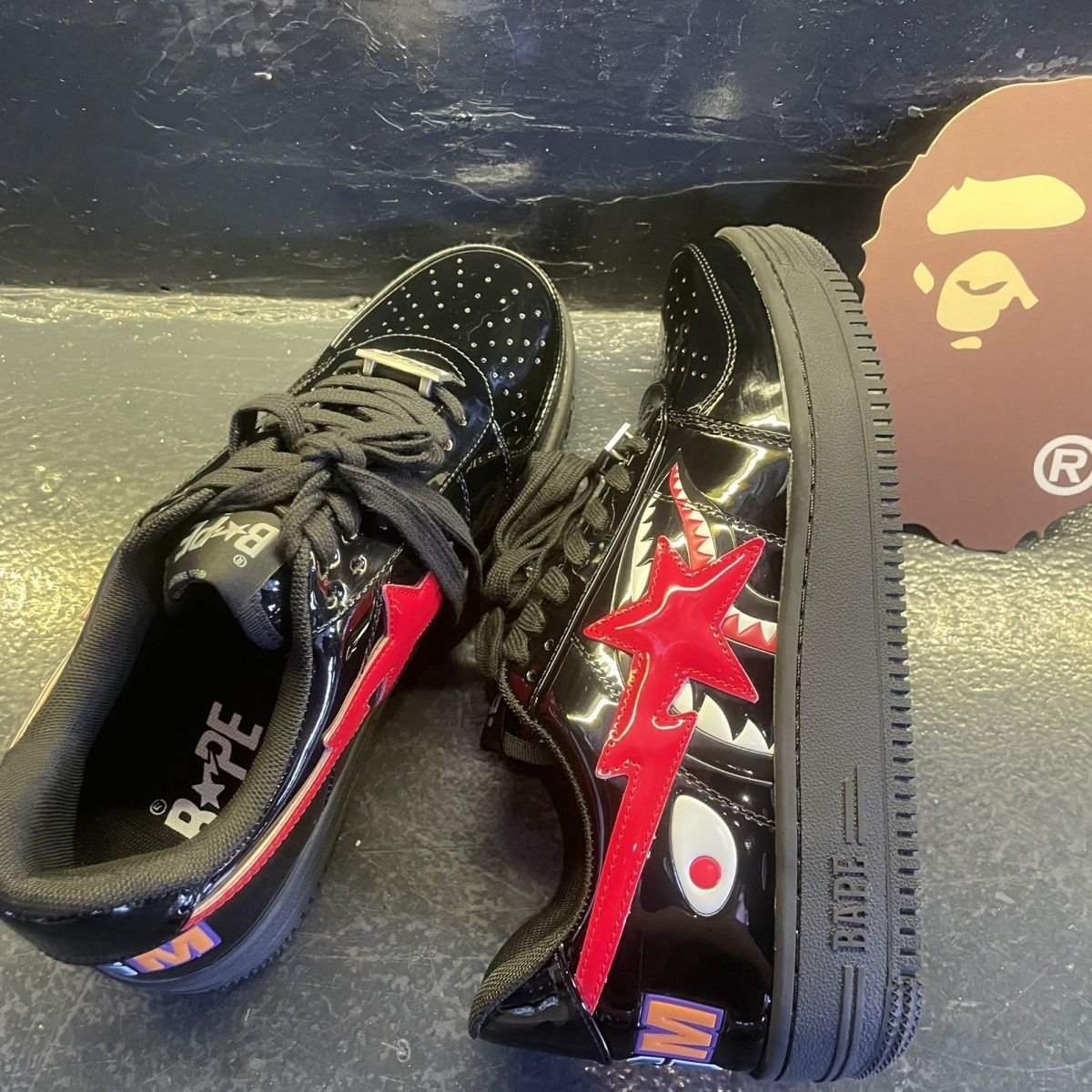 2024 Hot sale Top Quality Bapestas Shoes Patent leather casual sneakers vibe street contrast leather sneakers