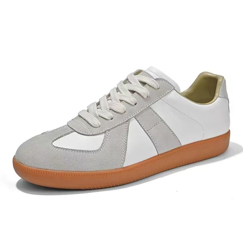 2024 New Men's Fashion Sports Boys' Shoes are full of retrospects