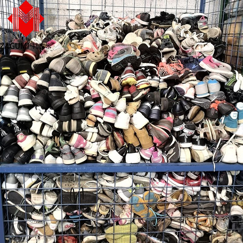 Hot in Southeast Asia Secondhand branded Shoes Bales Sneakers Used Sport Shoes Original Sepatu Bekas Branded Used Shoes
