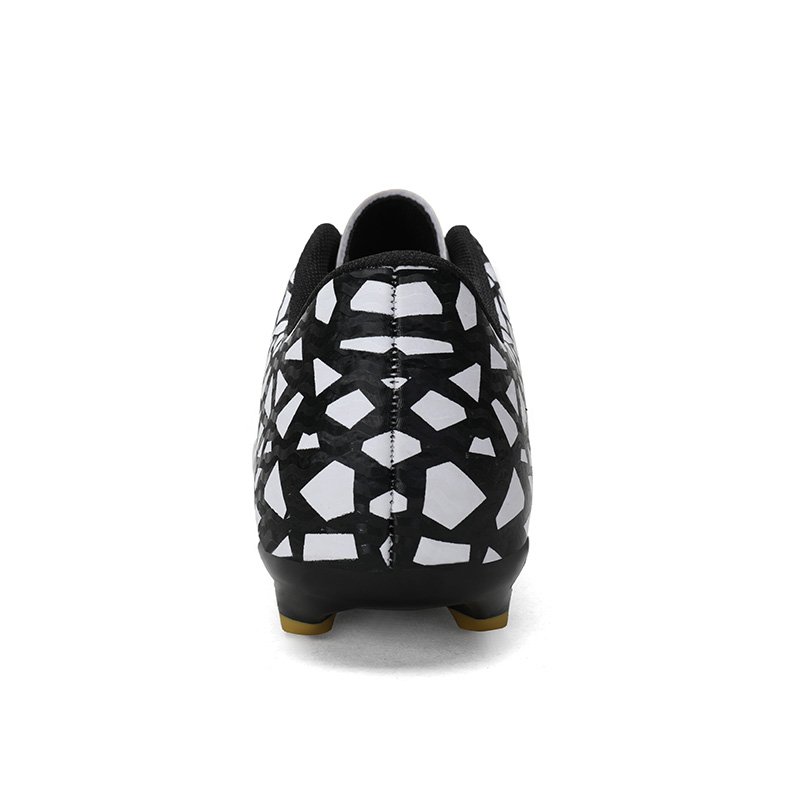 Wholesale Cheap Football Boots Fashion Sport Soccer Cleats Mesh Rubber Professional Eva Indoor Outdoor Use Spring Autumn US