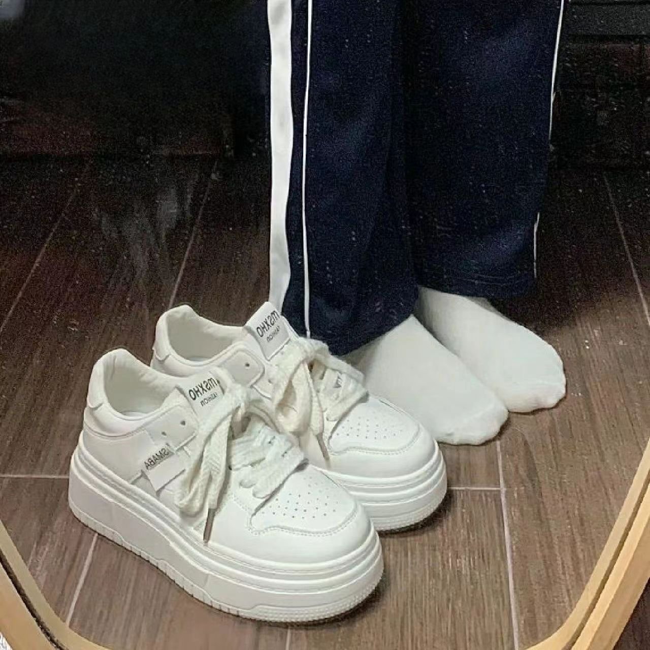 new money for white-shoe girls in the fall of 2024