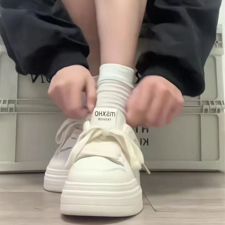 new money for white-shoe girls in the fall of 2024