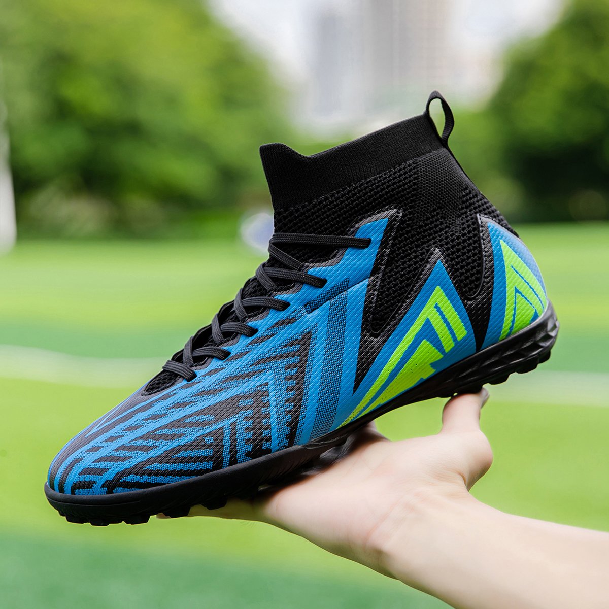 High quality factory customized hot selling long nail broken nail anti slip football shoes customized football shoes popular