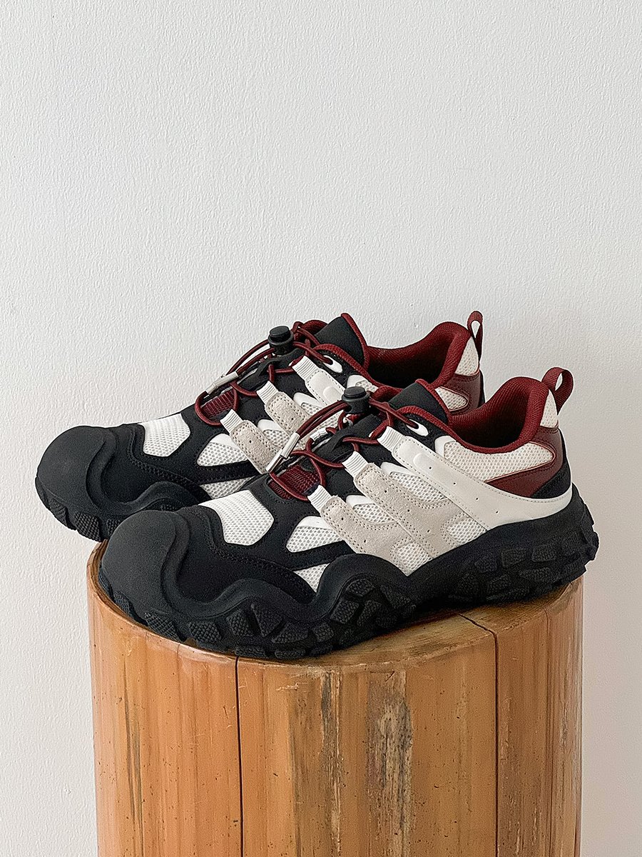 A new 2024 for a man's shoes in the fall, a man's high-sweet sneakers