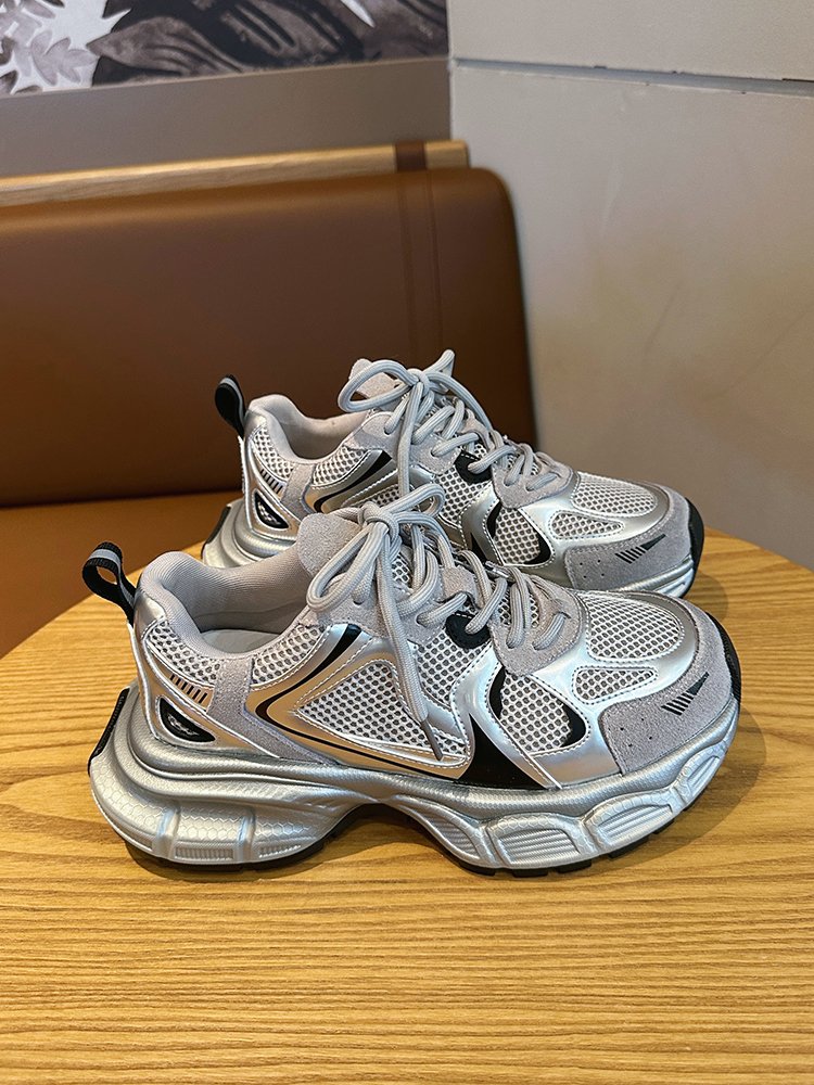 ♪ Little pears 2024 silver sneakers taller and thicker ♪