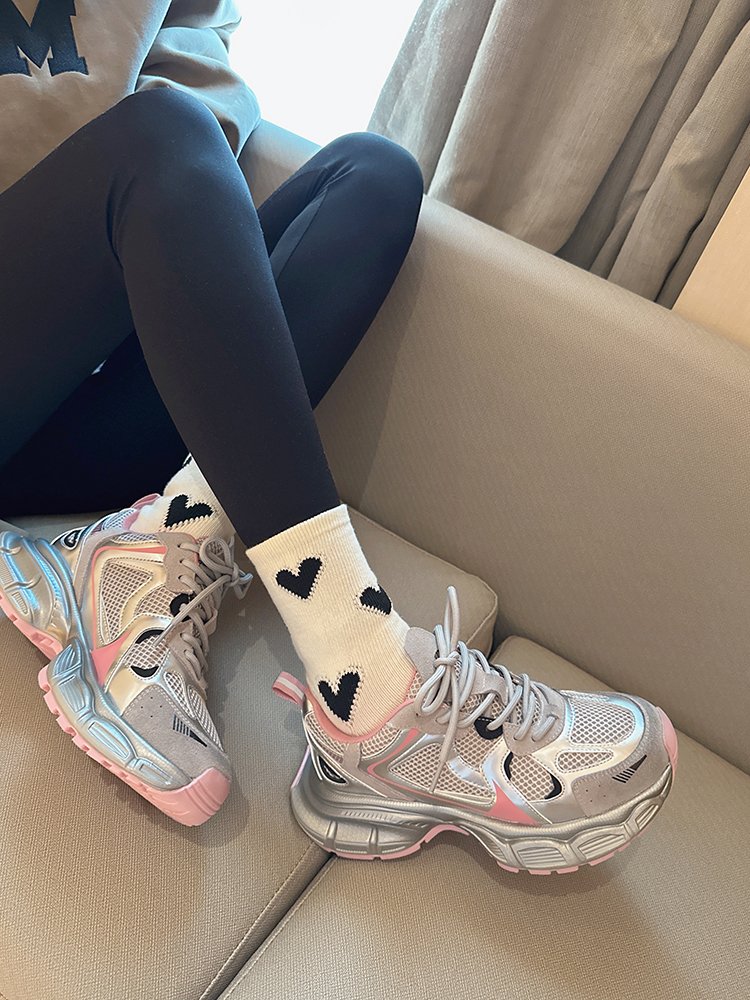 ♪ Little pears 2024 silver sneakers taller and thicker ♪