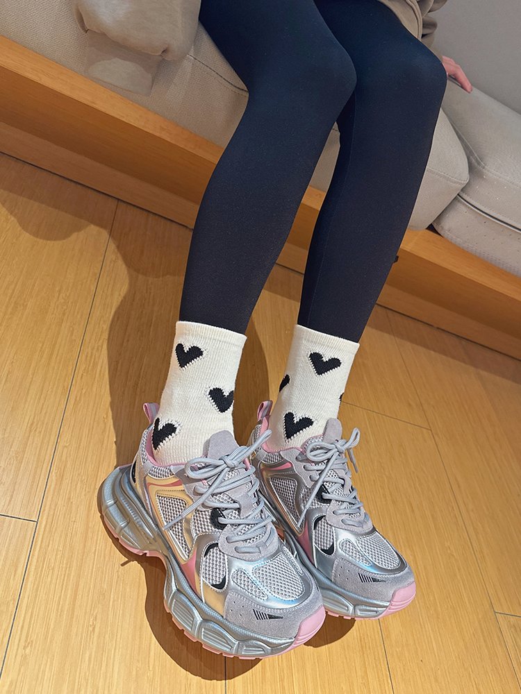 ♪ Little pears 2024 silver sneakers taller and thicker ♪