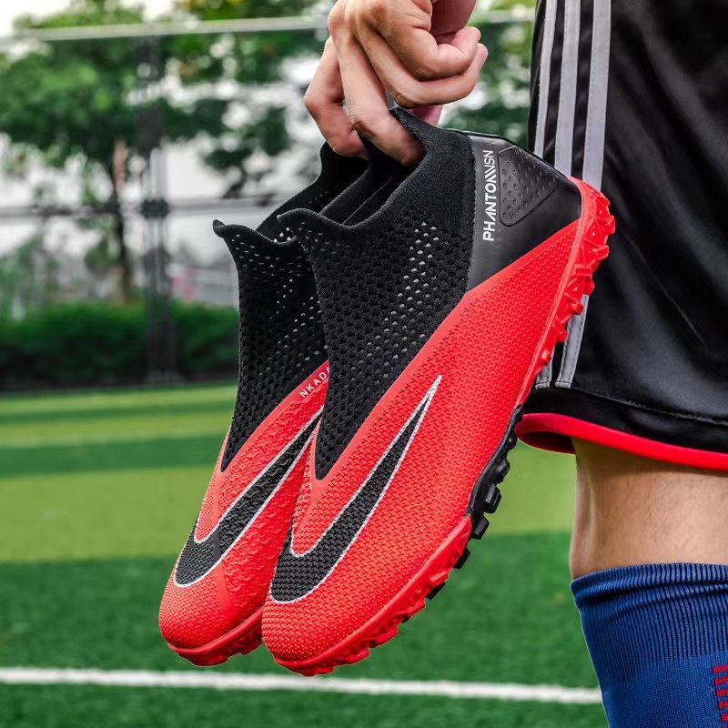 2022 Men Cleats Football Boots High Top Soccer Sneakers Football Shoes Turf Futsal Outdoor Soccer Shoes