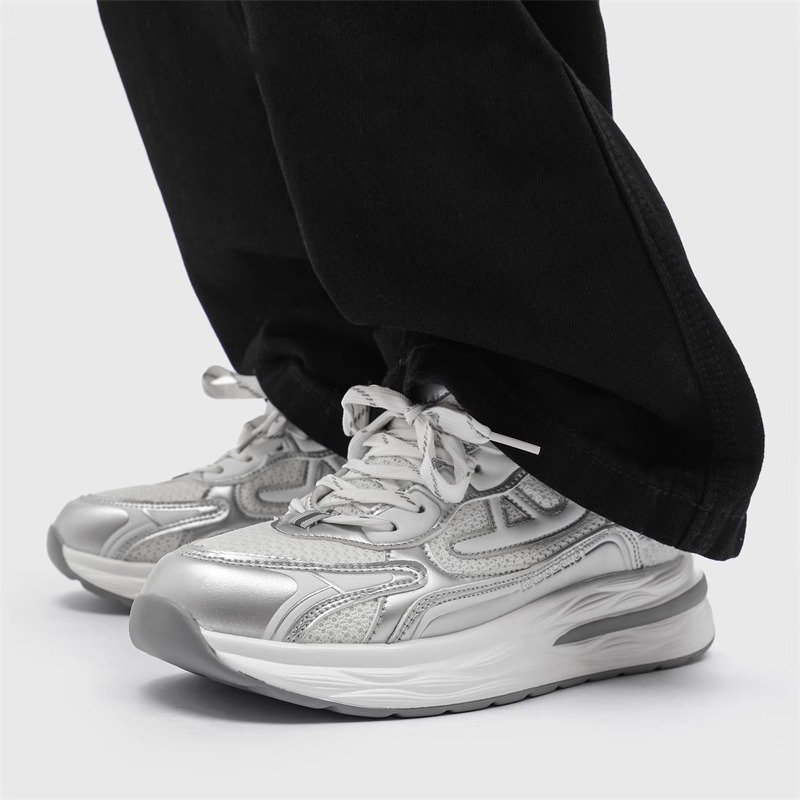 Old Lodmond's Shoes Man in Autumn 2024