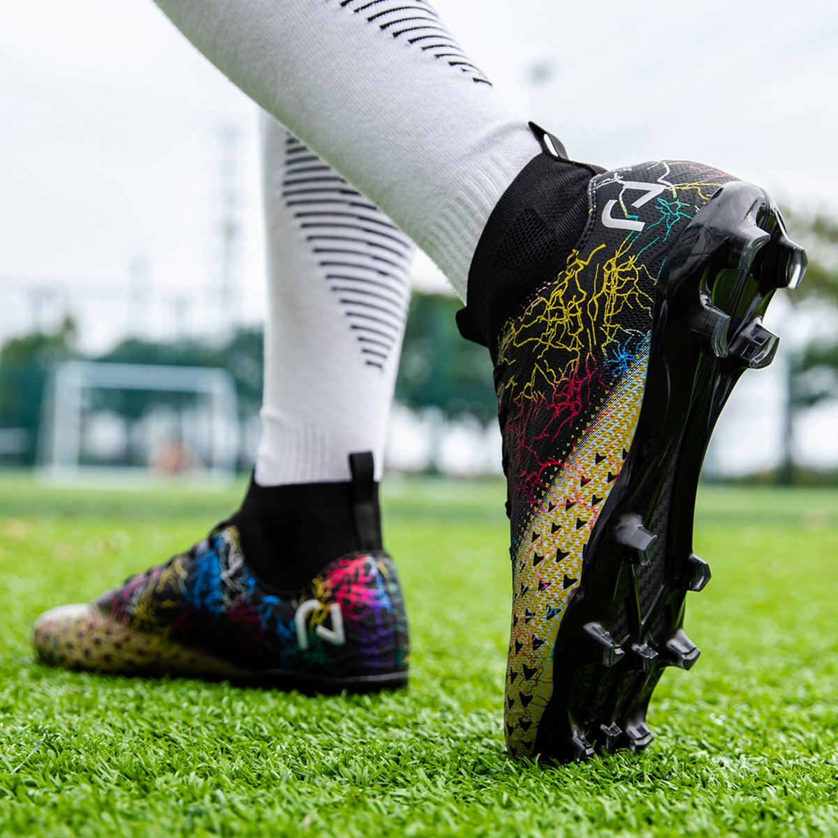 High quality factory customized hot selling long nail broken nail anti slip football shoes customized football shoes popular