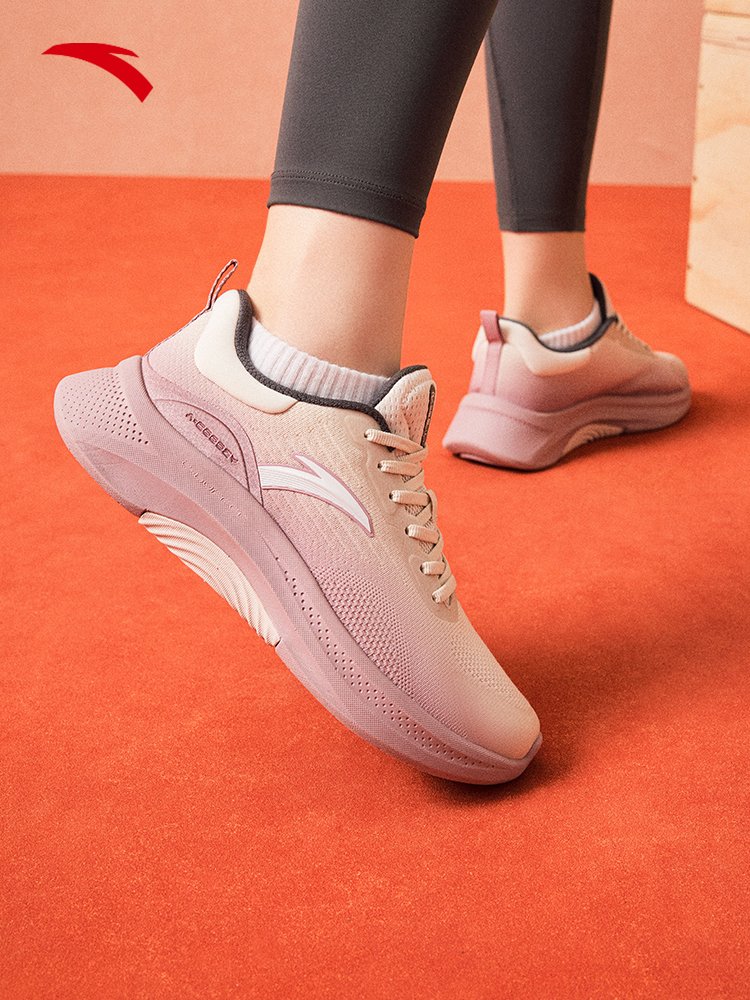 A 5-percent jogging shoe girl, 2023