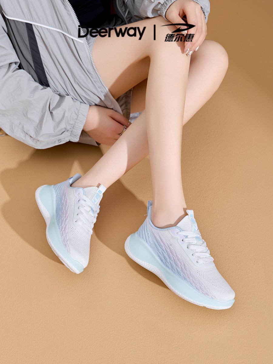 Del Wheat Autumn Shoegirl, 2024 new flashback, spring and autumn junior high school, gradually reduced the tremor running shoes