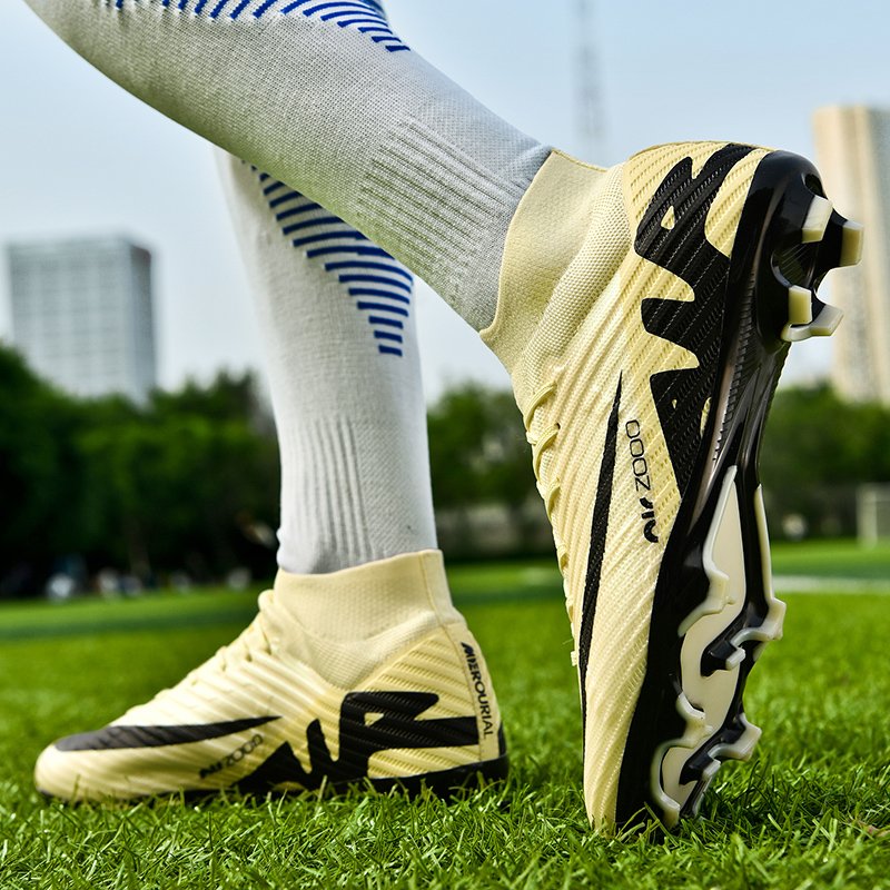 Men Cleats Football Boots Anti-slip Grass Training Shoes Match Futsal Sports Soccer Shoes