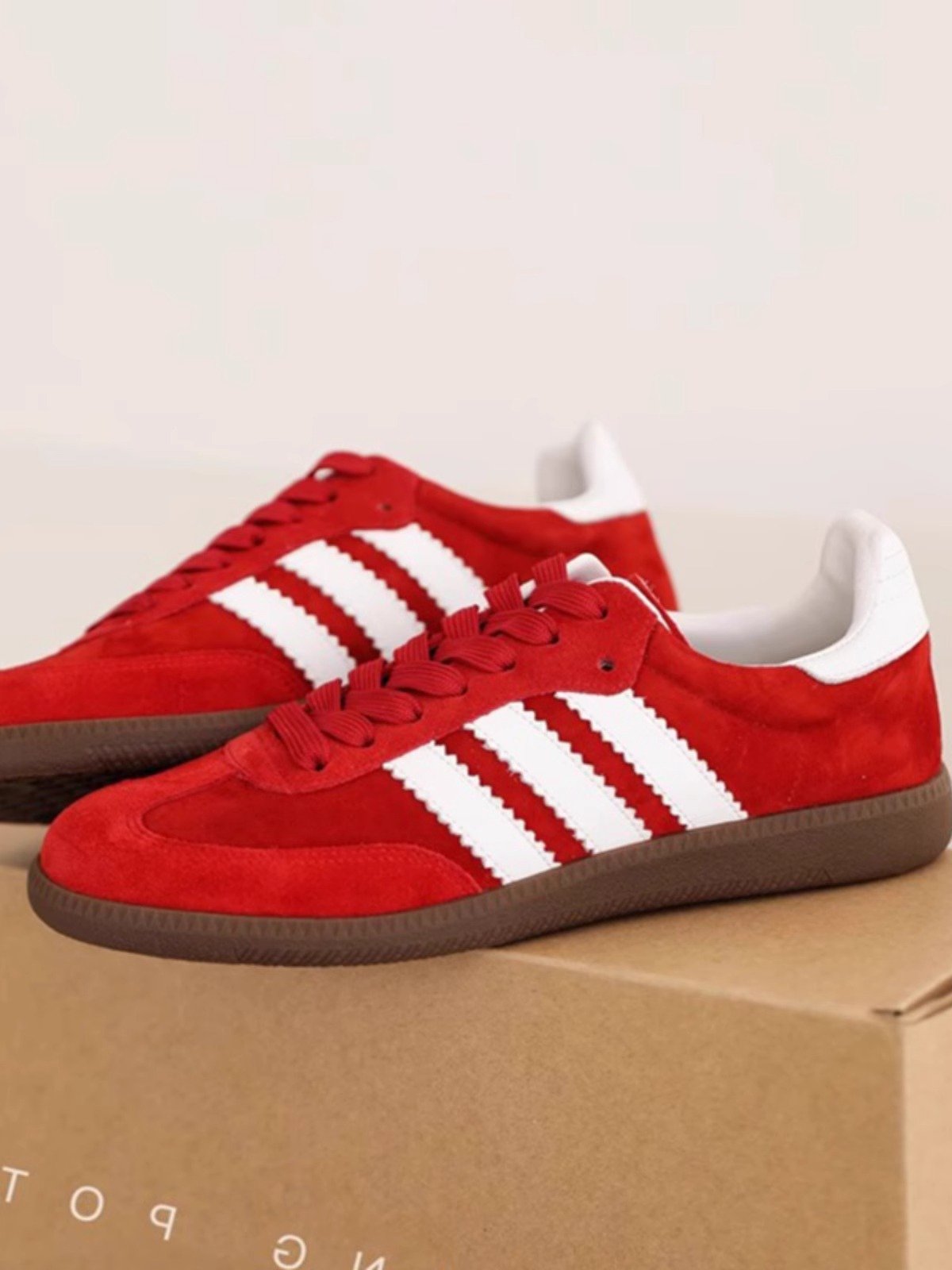 Light red, thick, red, red, red, red, red, red, red, red, red, red, red, red, red, red, red, red, red, red, red, red, red, red, red, red, red, red, red, red, red, red, red, red, red, red, red, red, red, red, red, red, red, red, red, red, red, red