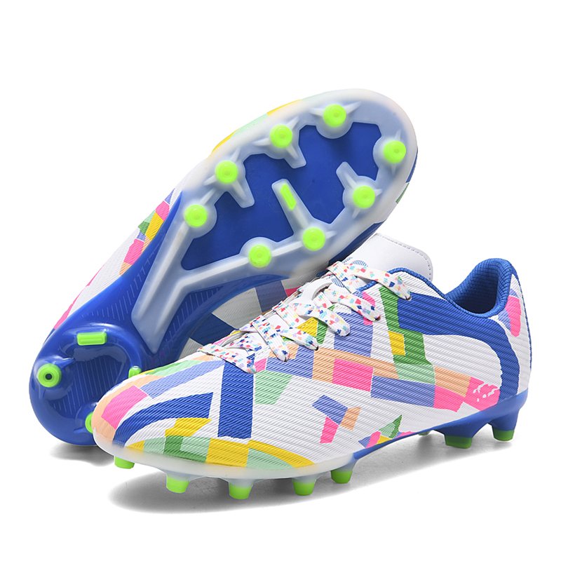 Fashion Trend Custom Wear-resistant Football Shoes ODM OEM Men's Low Ankle Highly Professional Sports Sneakers Soccer Shoes