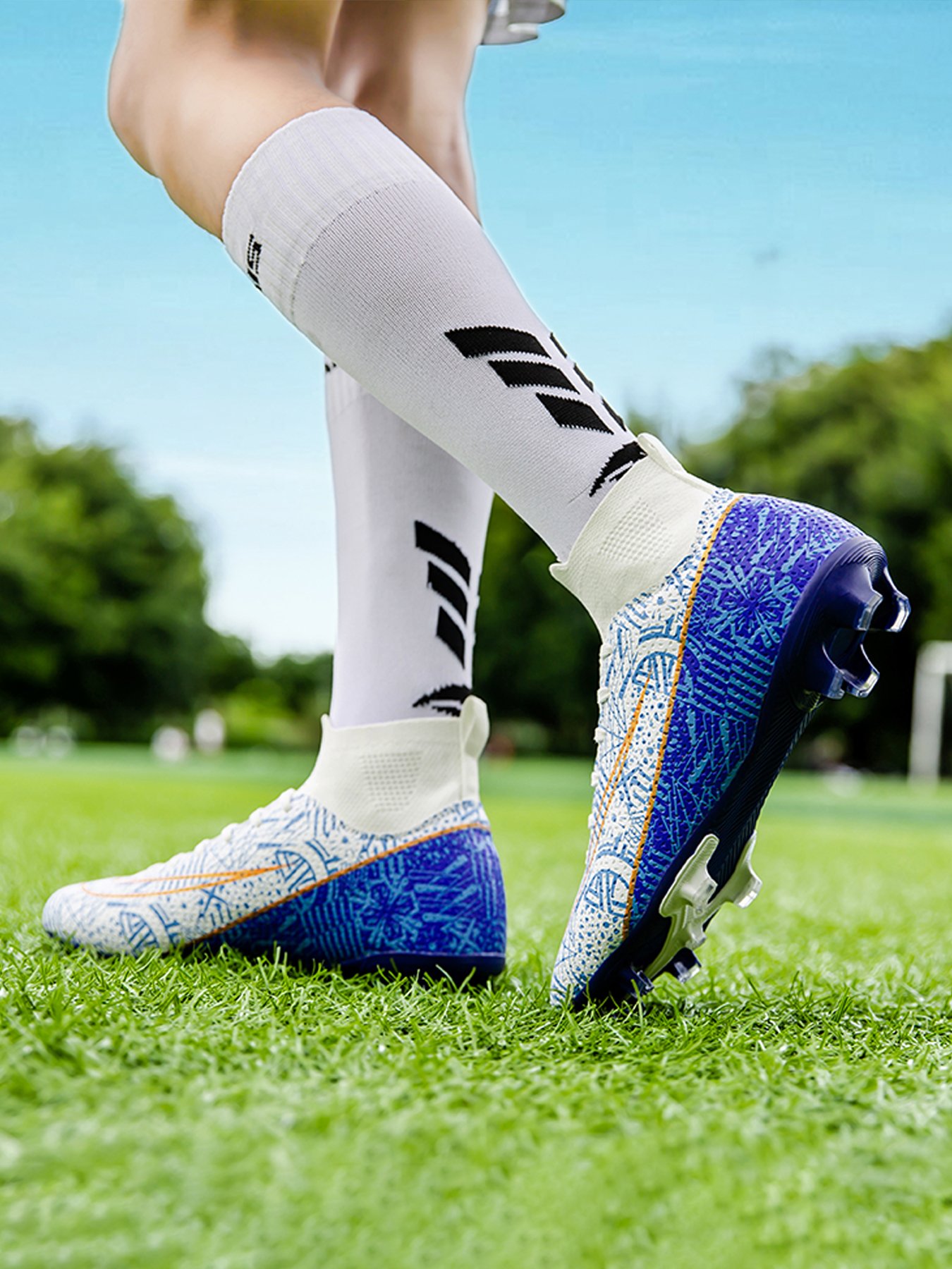 High quality factory customized hot selling long nail broken nail anti slip football shoes customized football shoes popular