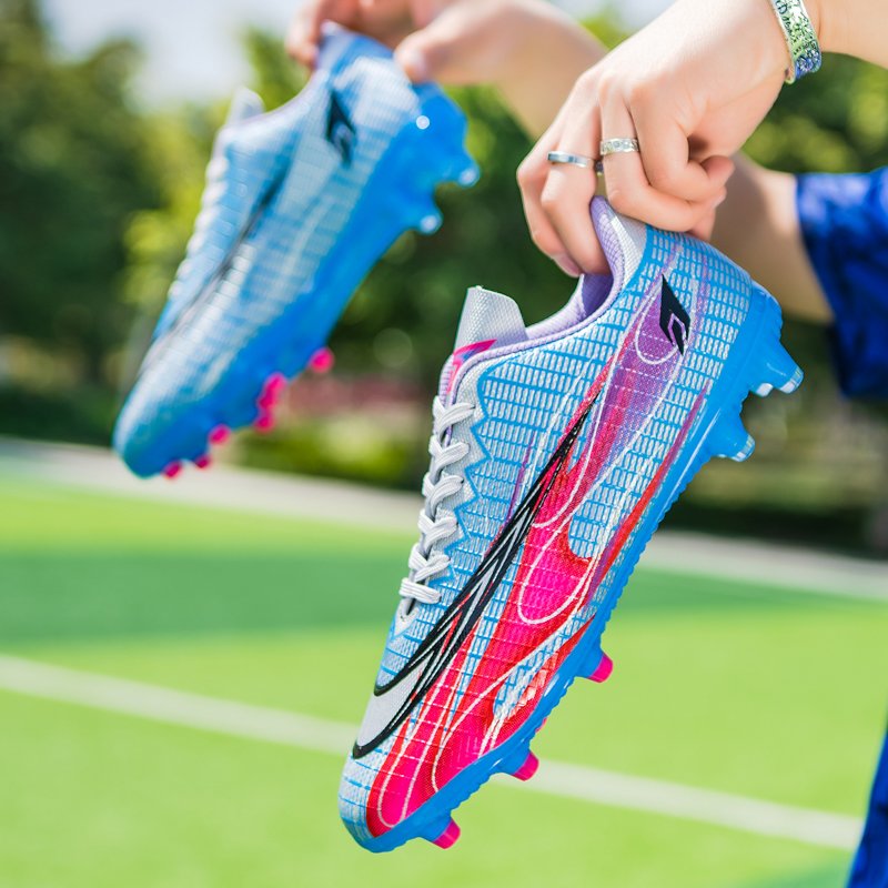 Hot Selling Soccer Shoes High Quality TF Type Professional Training Football Shoes Men Sports Shoes Soccer Boots for Men