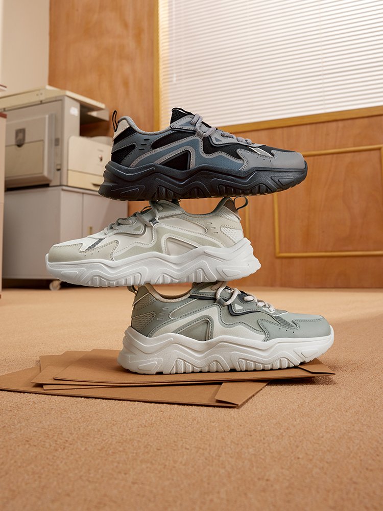 Ice cream and 361-degree female sneakers