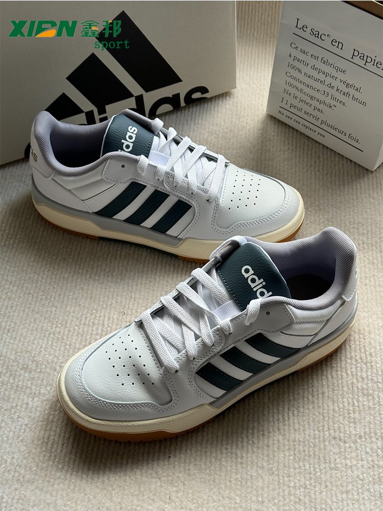 Adidas Adidas is the same pair of ENTRAP sports shoes