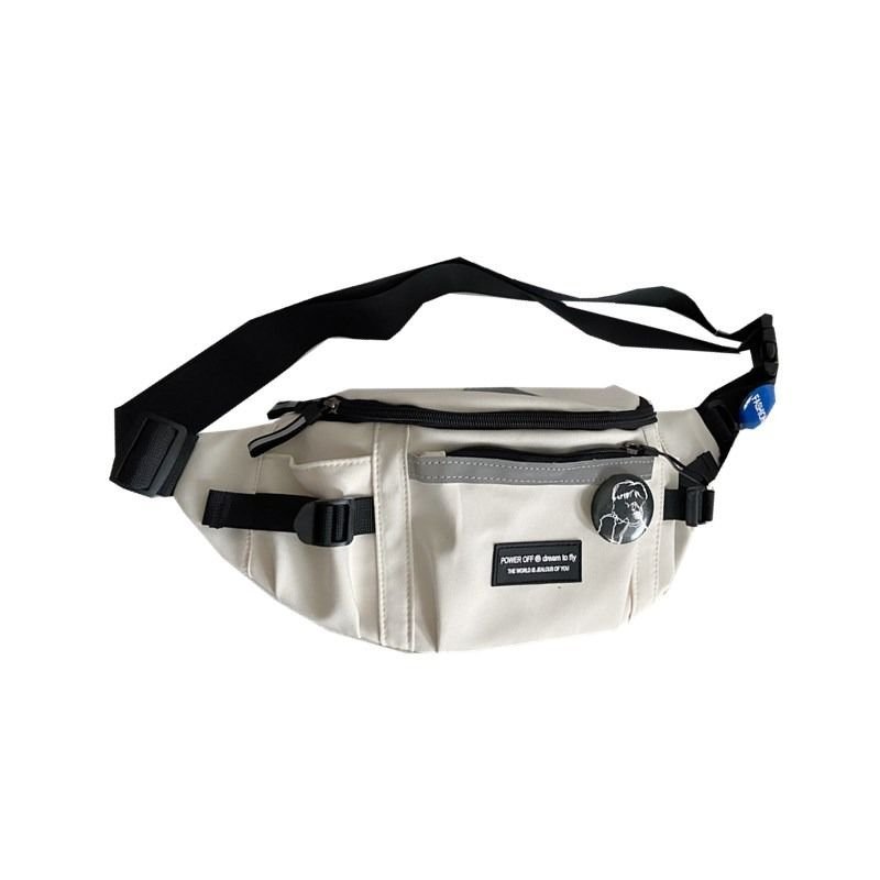 A new sports cash bag for the Tiggers' Day School, and a new one-size-size-fits-a-one-shoulder twirl bag for students