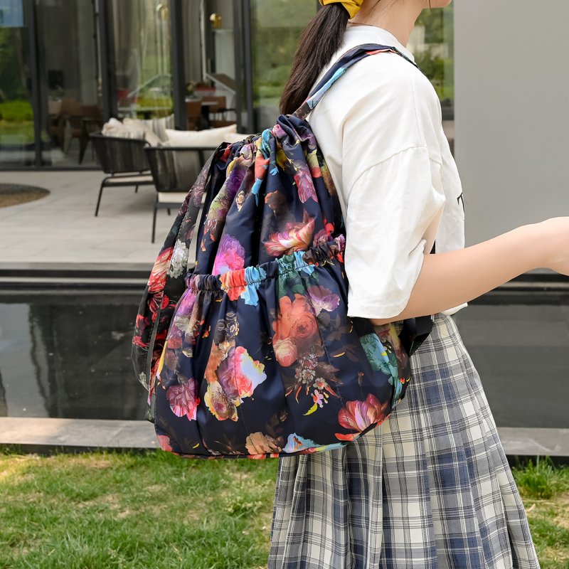 Mid-Korean packs with a large capacity of nylon beam bags, two-shouldered outdoor sports packs, light travel packs