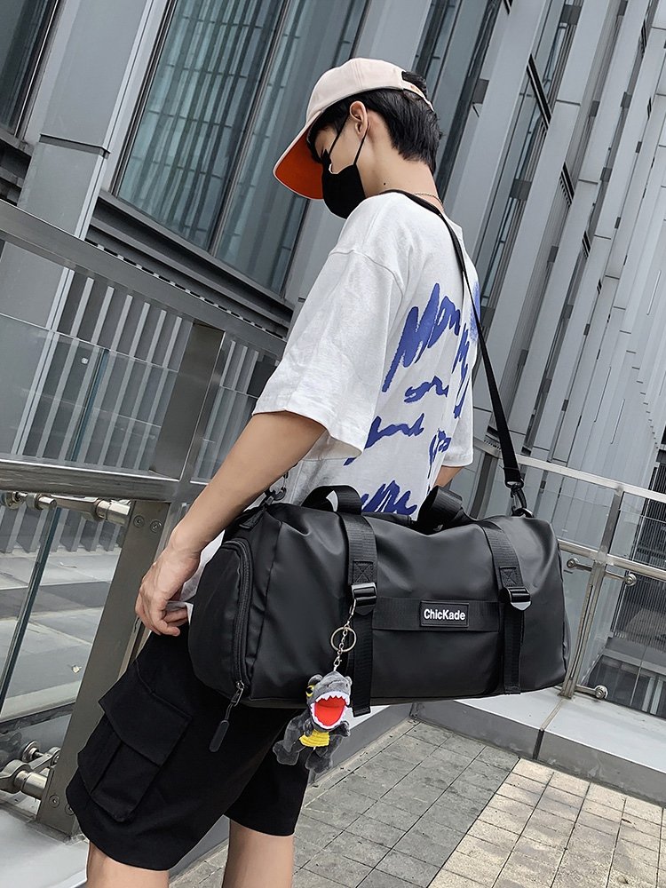 Large-capacity hand-held travel bags for men in light dry and wet separation sports and gymnasium bags for girls