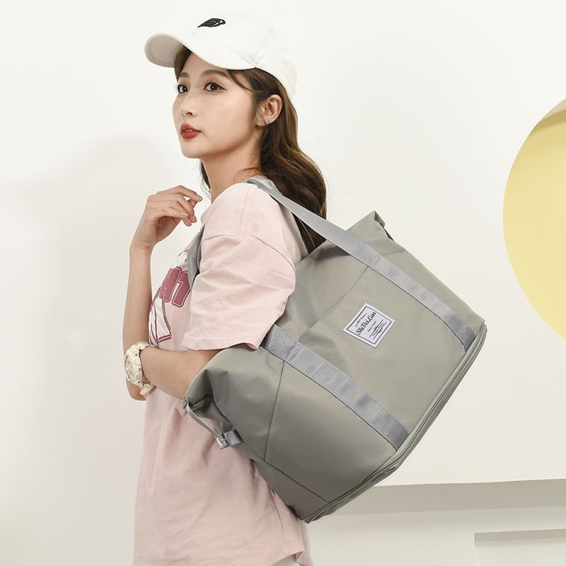 Travel packs for work-in-life bags for sports bags and large handbags for travel