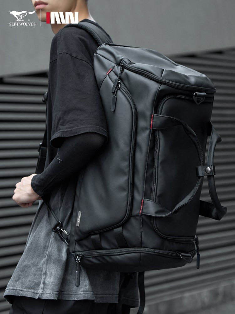 Seven wolf men's gym packs dry and wet to separate outdoor backpacks, high-capacity swimming packs