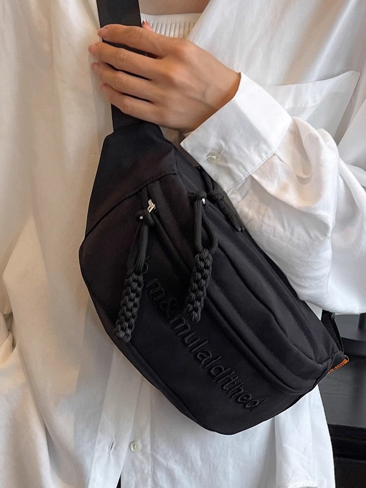 The nylon bag girl, 2024 new summer fashion twirl twirl twirl