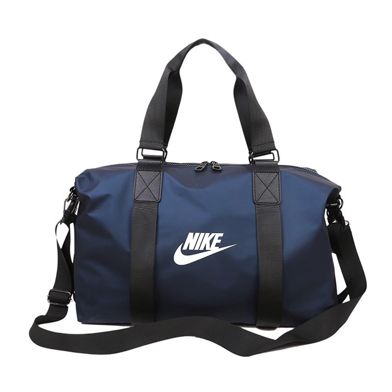 Nike's new one-shoulder lady, a tweezer bag, slanted gym bag, commuting to the street
