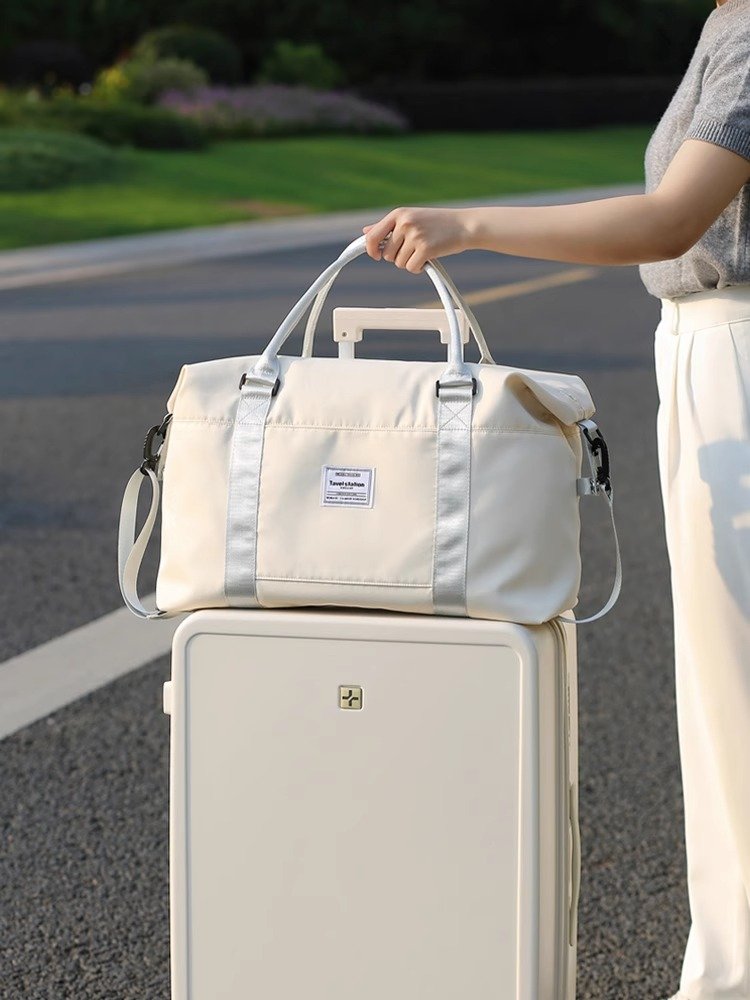 Bags for short- and light-haul bags for handy sports kits for travel