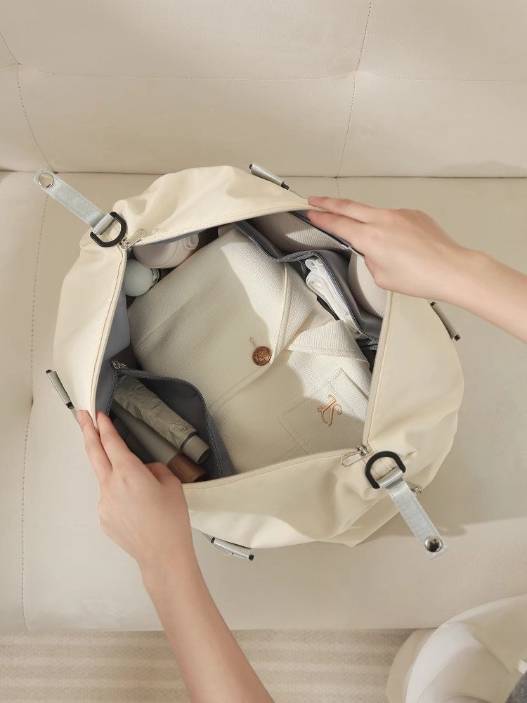 Bags for short- and light-haul bags for handy sports kits for travel