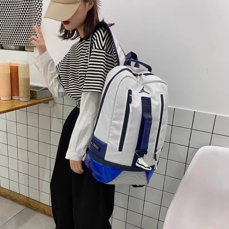 AJ JORDAN'S BOOK IS FULL OF STARBUCKS, DOUBLE-SHOULDER PACKS FOR JUNIOR HIGH SCHOOL STUDENTS