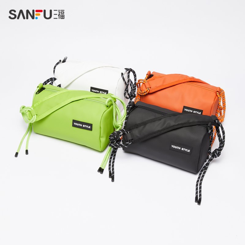 Three-favorite pillowcases, a new, new recreational sports bag, and a short, slant-to-blank, 481886