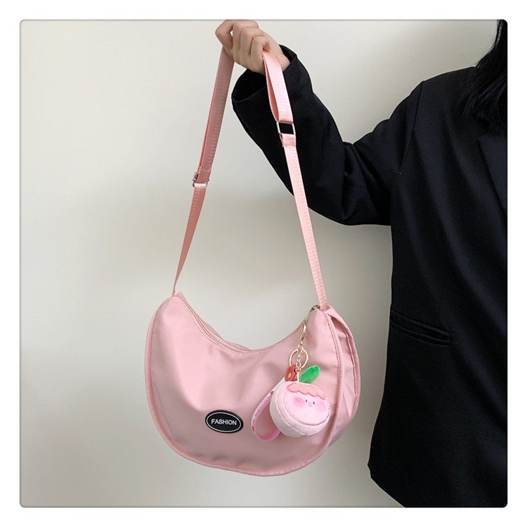 Super-flamming little girl's summer tarpaulin bag, 2023 new women's sports bag, students' leisure dumplings