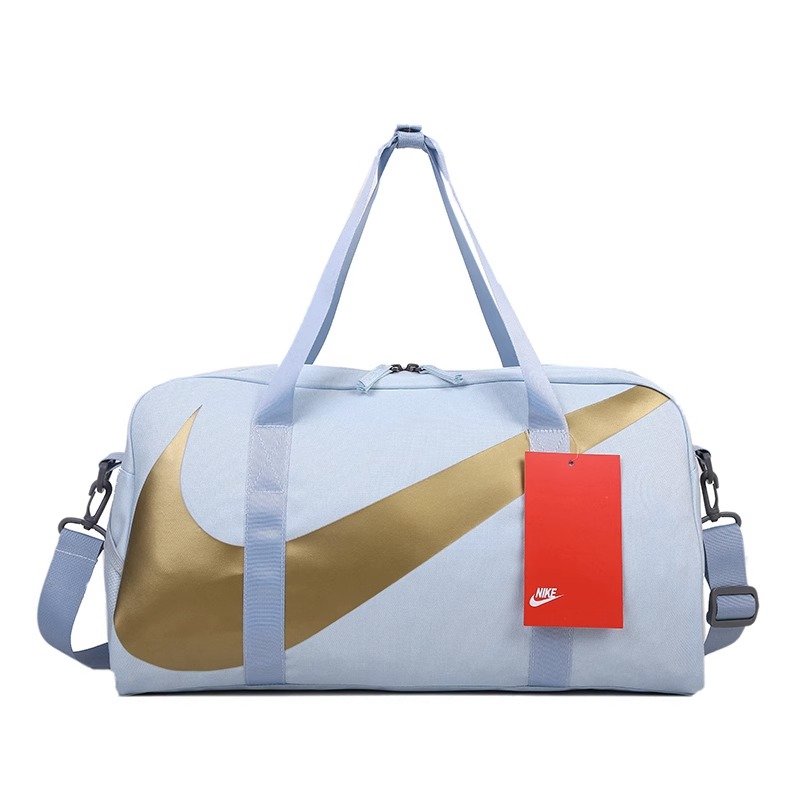 Nike's new gym bag, dry and wet, separate swimmies