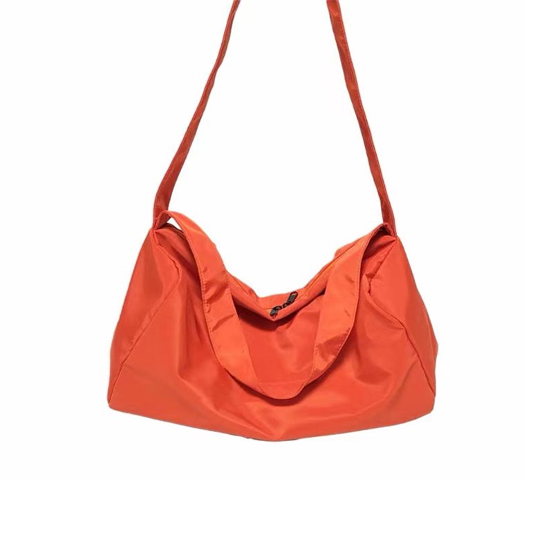 High-capacity gym packs, women's backpacks, slant trip packs for fashion yoga packs