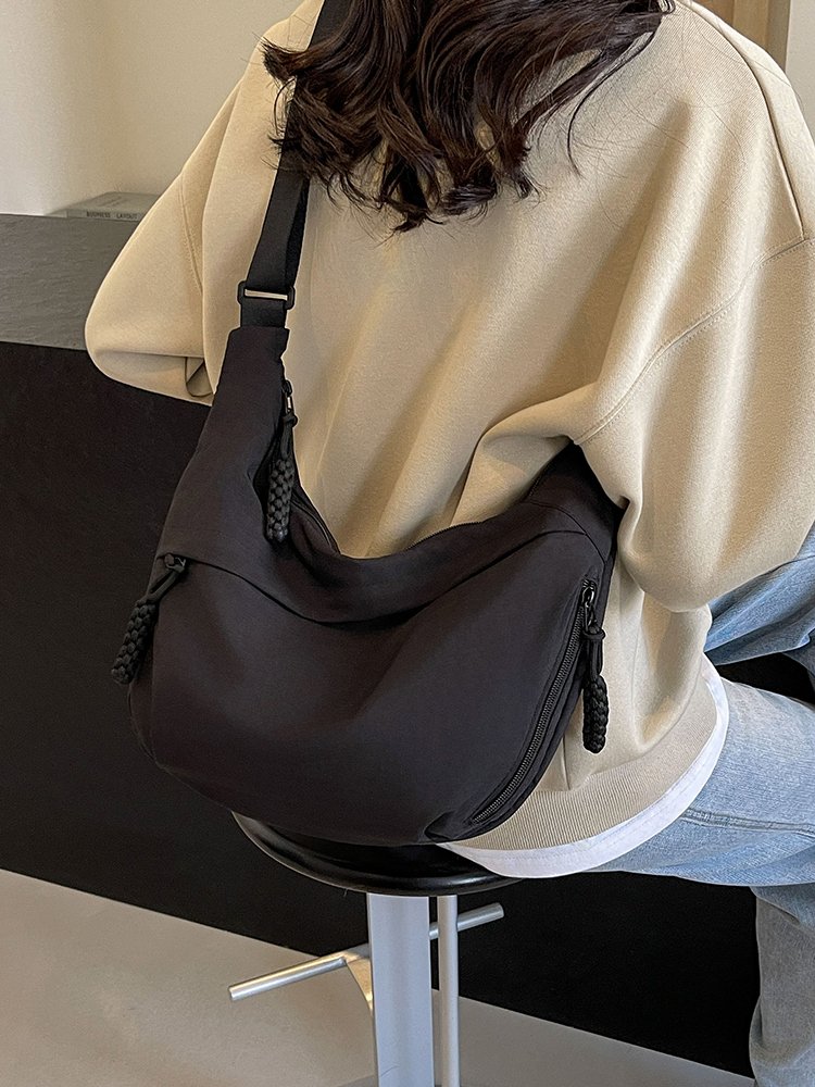 Slashy dumpling bag, new 2024, free-ass one-shoulder backpack, full-capacity portable