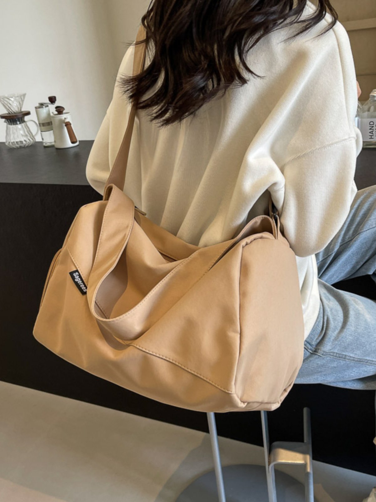 A new, large-capacity sports sports bag for girls in summer 2024