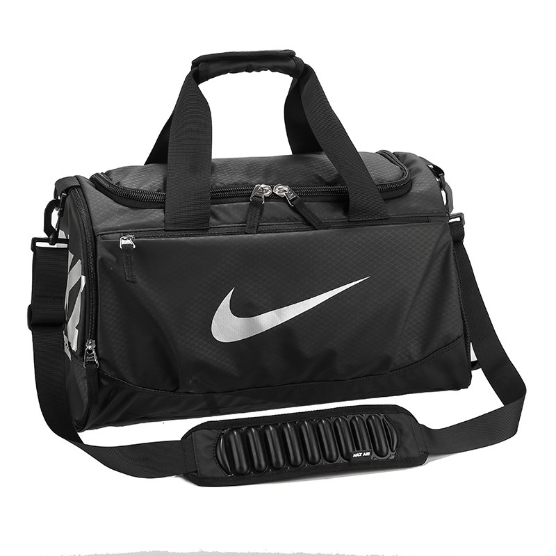 Gyms, swimming kits, sports kits for dry and wet separation of large water-protected portable slash packs