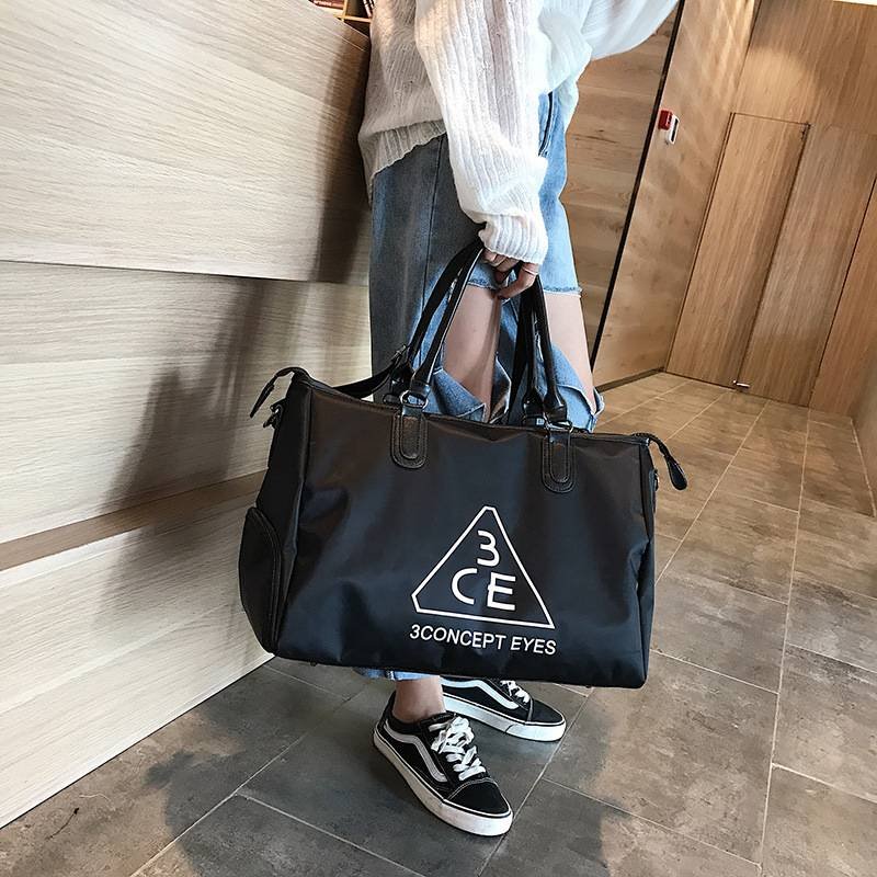 A live Korean-size water-resistant mass-printing short-distance sports bag bag