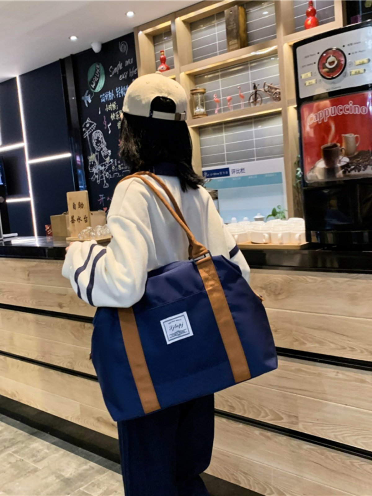 Waterproof Oxford-size short-haul travel bag, men's sports folk art audio performance test