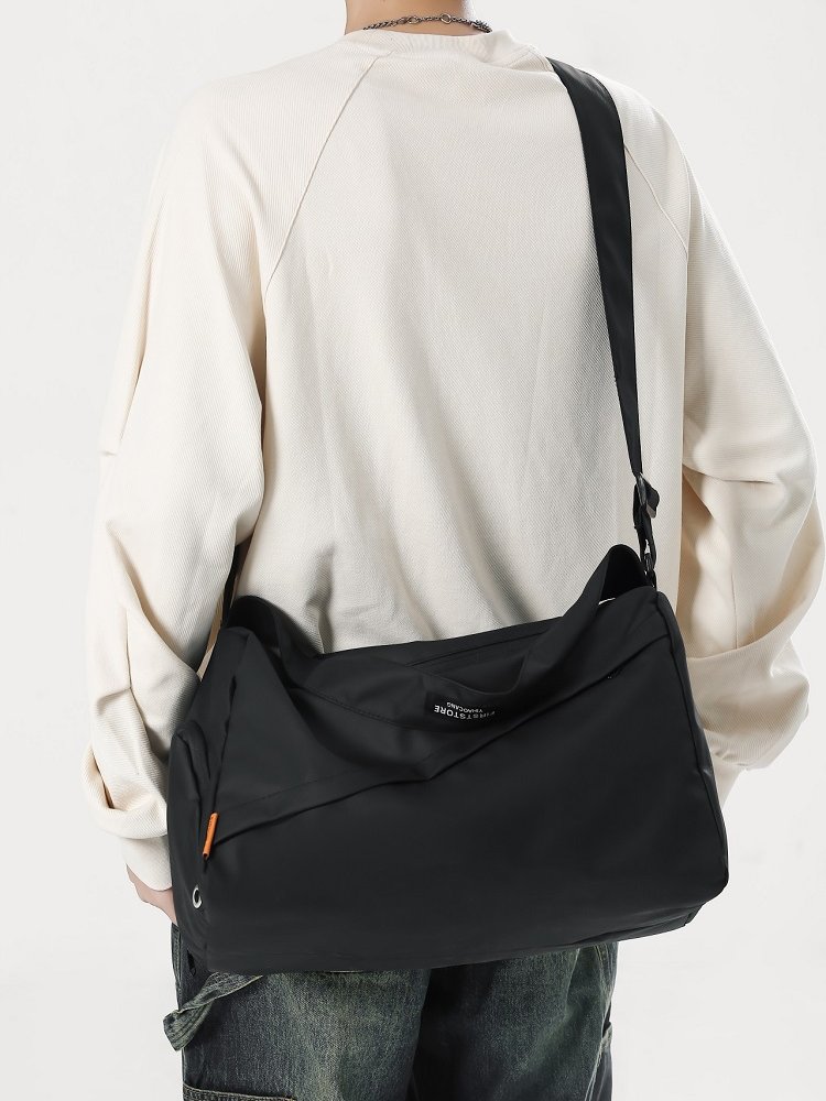 Short-distance handbags for boys, dry and wet separation sports